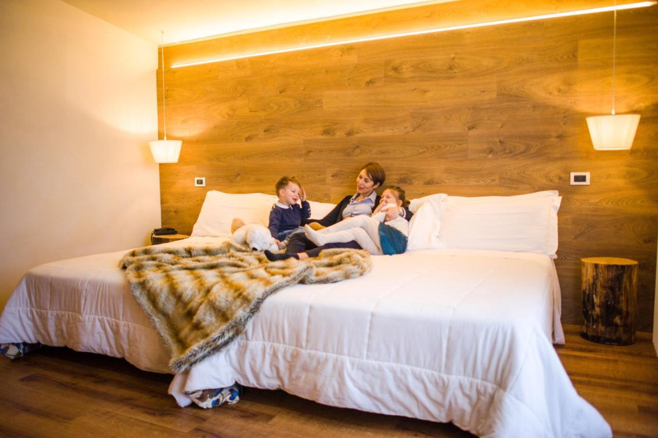 Hotel Miramonti Family & Spa フラボーザ・ソプラーナ エクステリア 写真