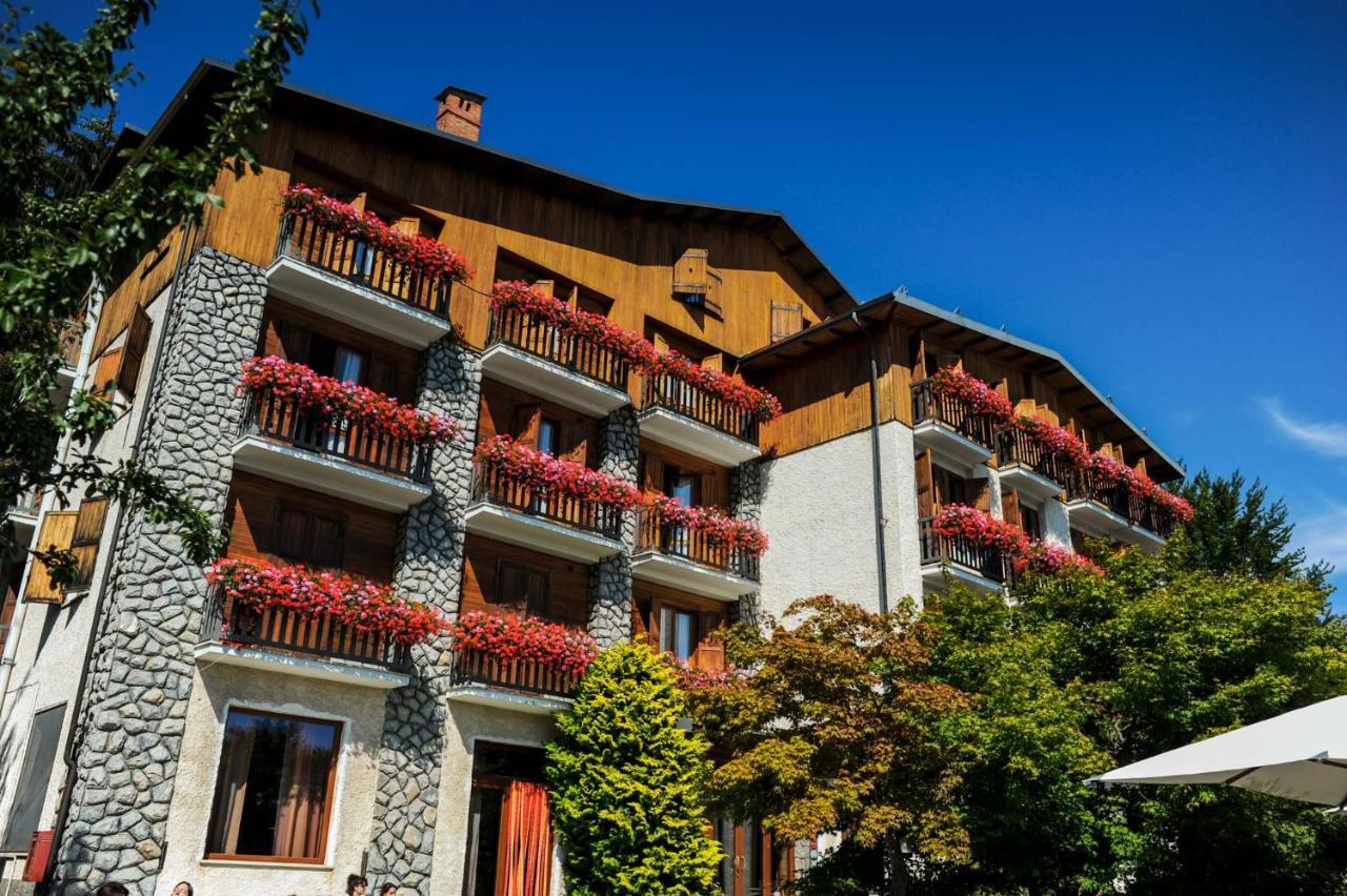 Hotel Miramonti Family & Spa フラボーザ・ソプラーナ エクステリア 写真